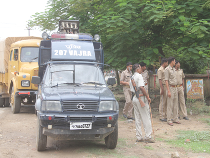 Tussle In AU - Allahabad News